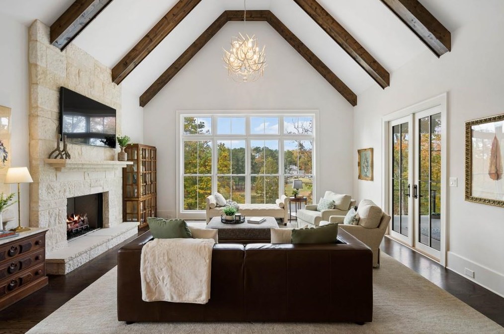16038 Manor Club Dr, Alpharetta GA  30004-8848 exterior