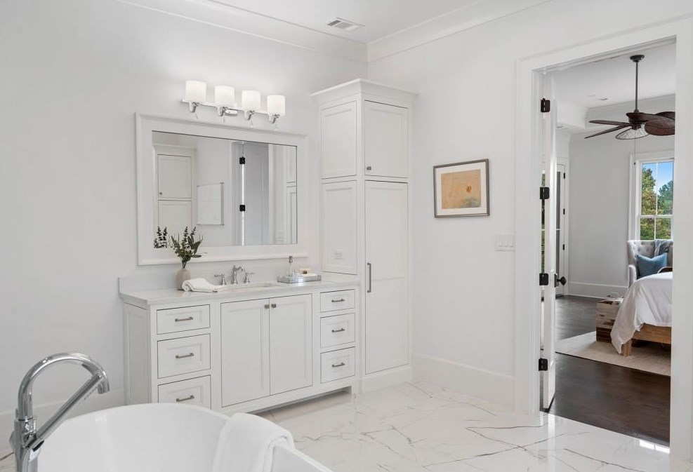 16038 Manor Club Dr, Alpharetta GA  30004-8848 exterior