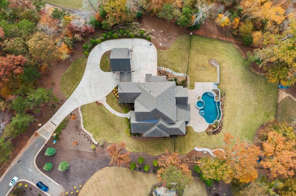 16038 Manor Club Dr, Alpharetta GA  30004-8848 exterior