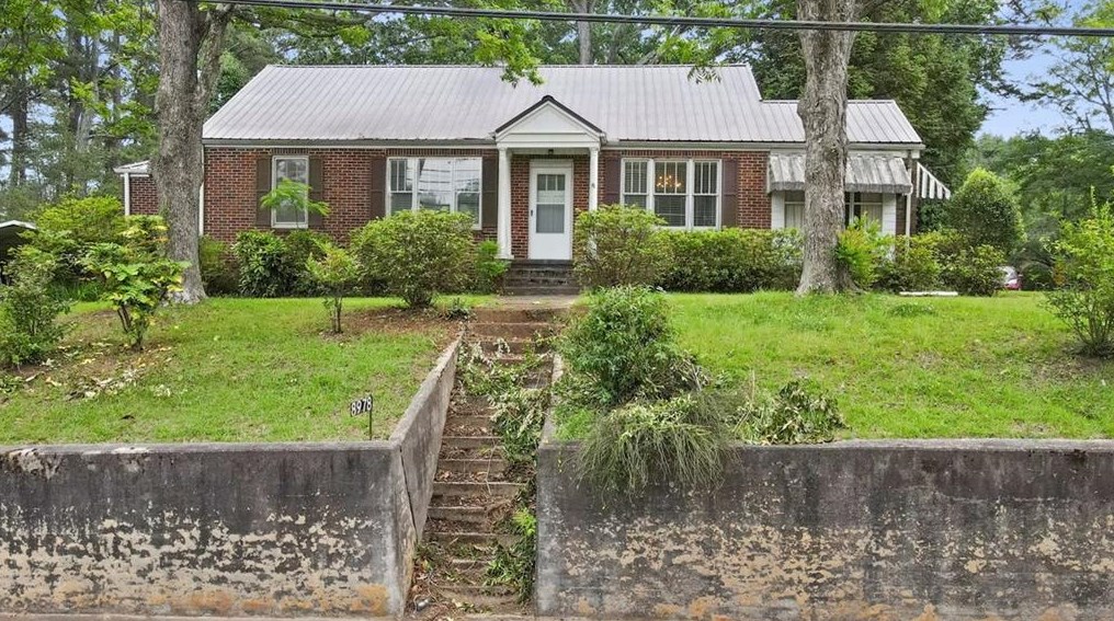 8978 Jefferson St, Commerce, GA 30529