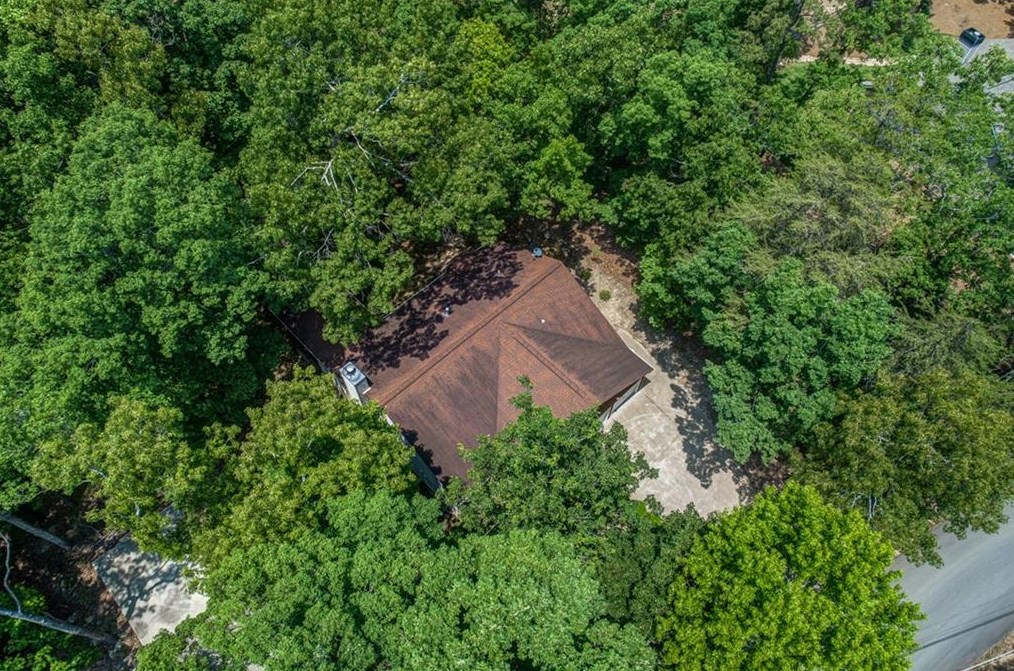 272 Indian Oak Dr, Waleska, GA 30183