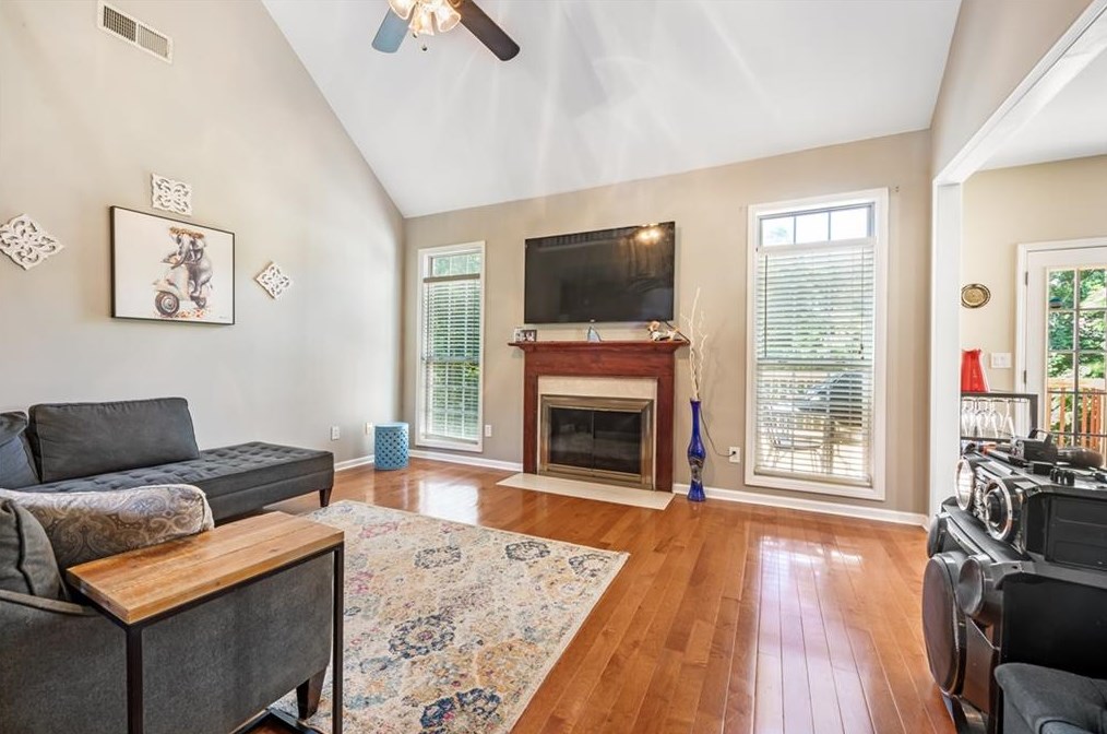 878 Edgeley Ln, Lawrenceville GA 30044-8172 exterior