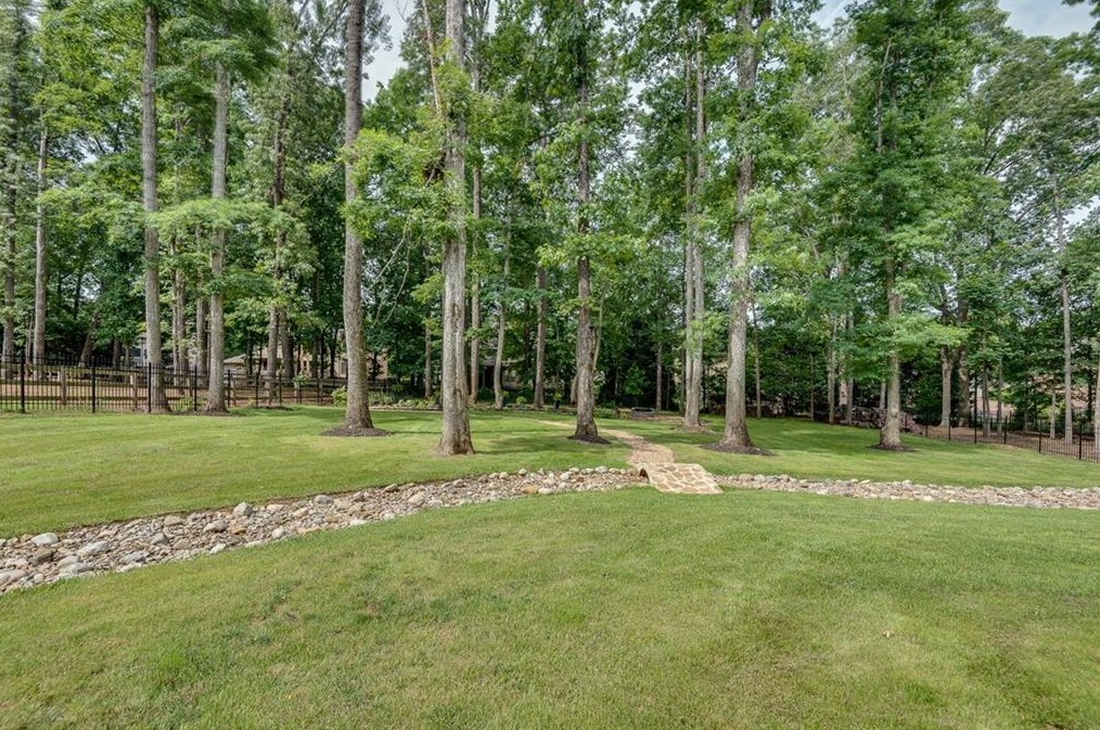 1071 Bailey Woods Rd, Dacula GA  30019-0012 exterior
