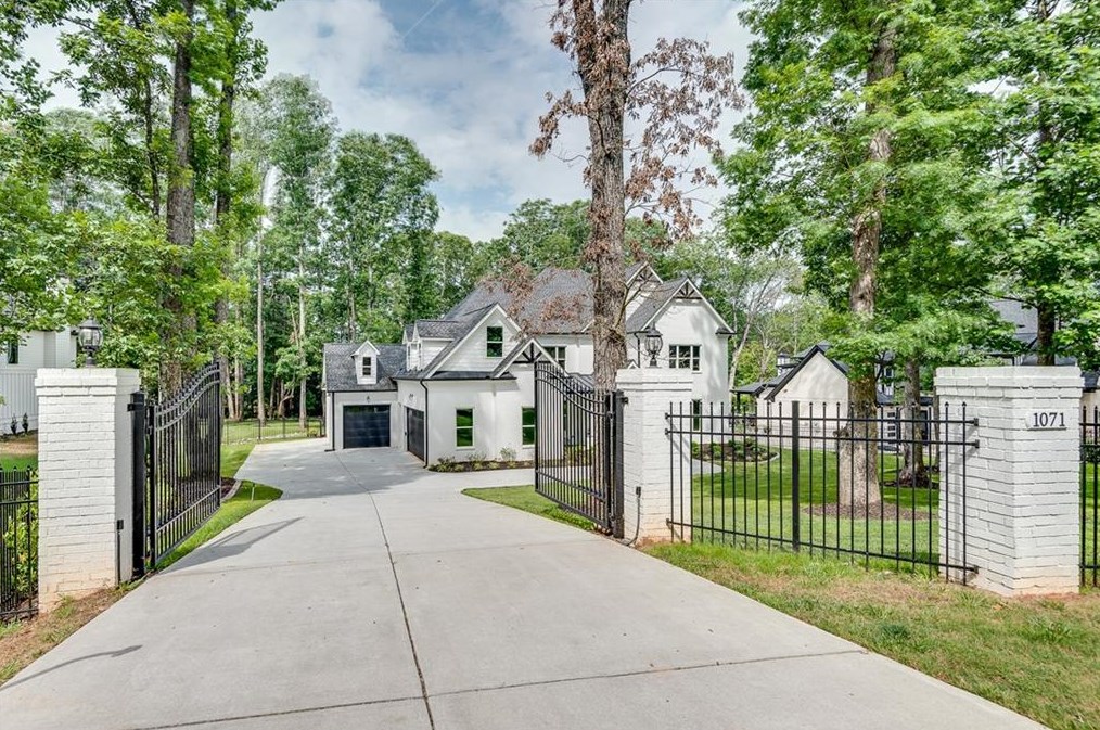 1071 Bailey Woods Rd, Dacula GA  30019-0012 exterior