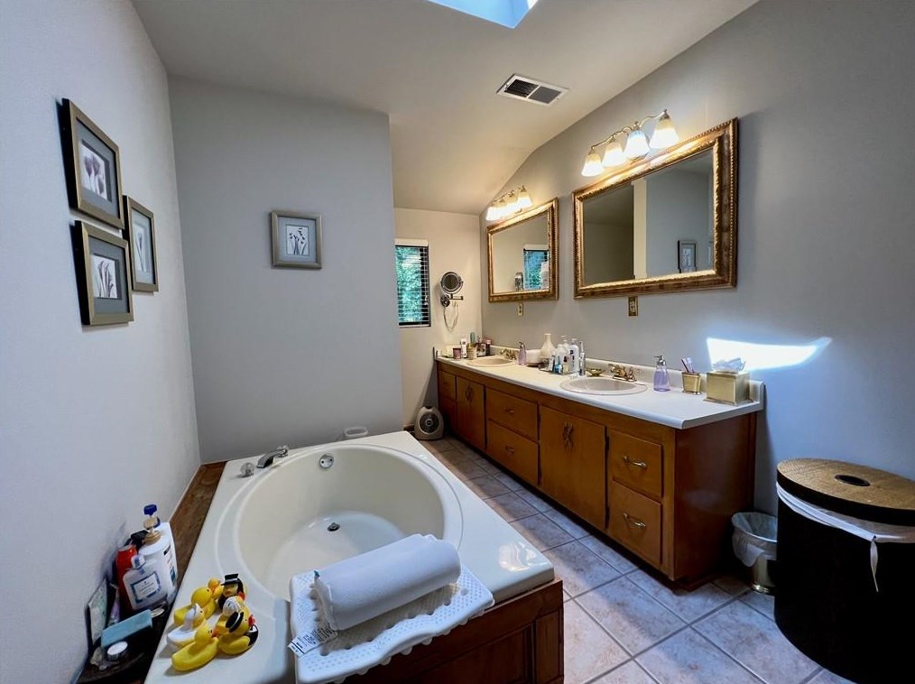 2411 Greylock Pl, Decatur GA  30030-1449 exterior