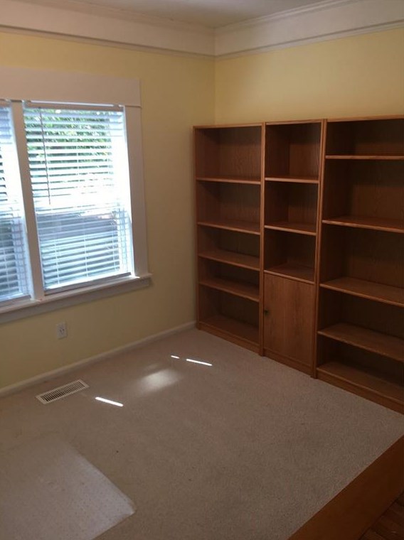 136 Bucher Dr, Decatur GA  30030-3704 exterior