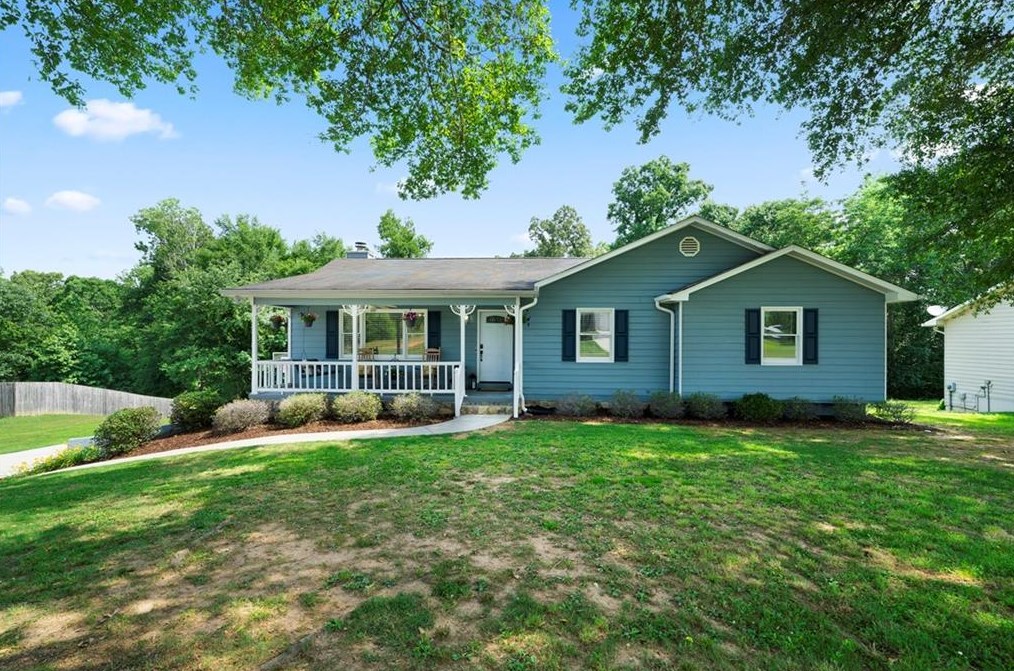20 Farmbrook Dr, Euharlee, GA 30120-6369
