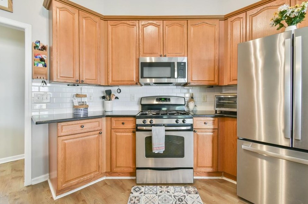 2480 Bittersweet Cir, Dacula GA  30019-6711 exterior