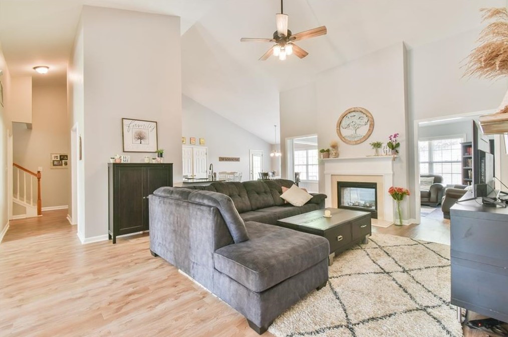 2480 Bittersweet Cir, Dacula GA  30019-6711 exterior
