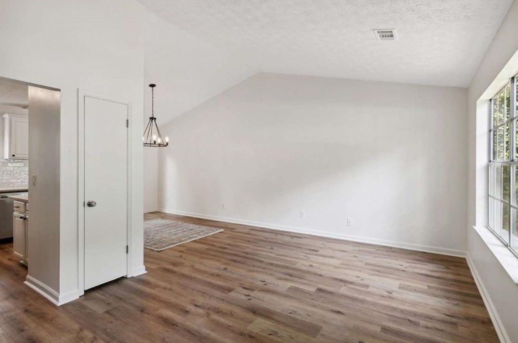 10190 Rillridge Ct, Alpharetta, GA 30022-5829