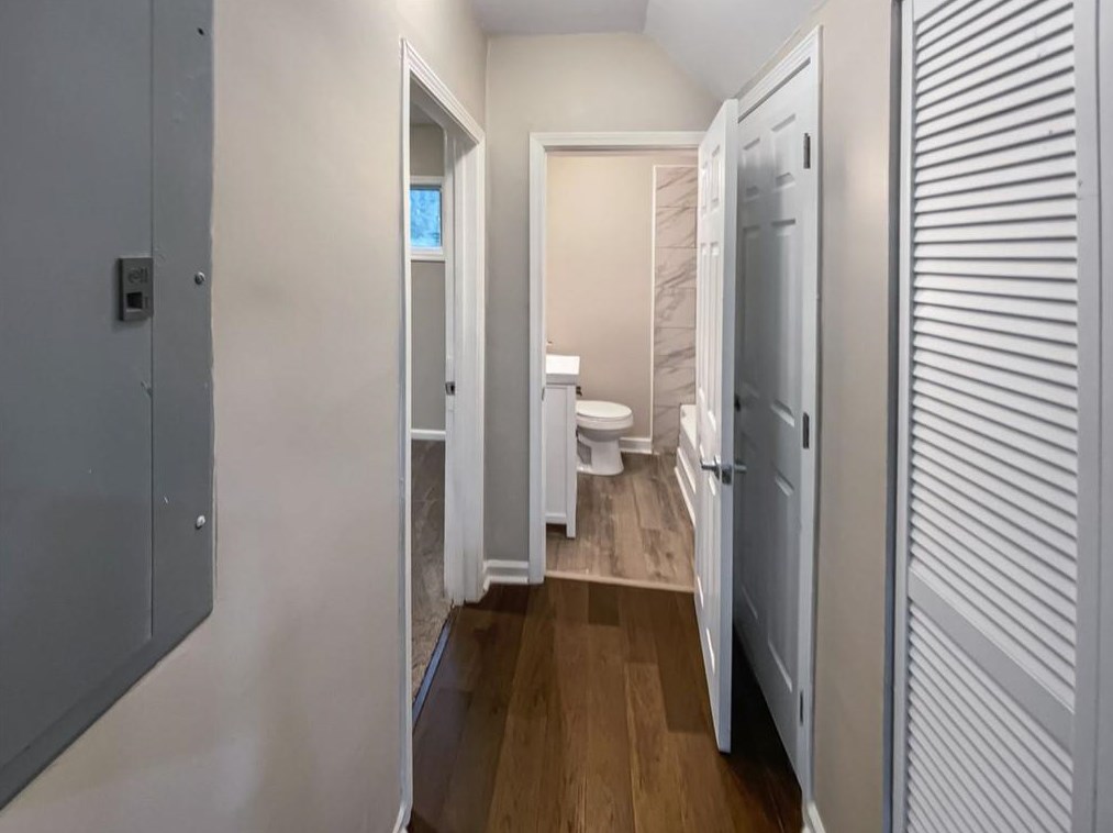 3440 Glenwood Rd, Decatur GA  30032-4467 exterior