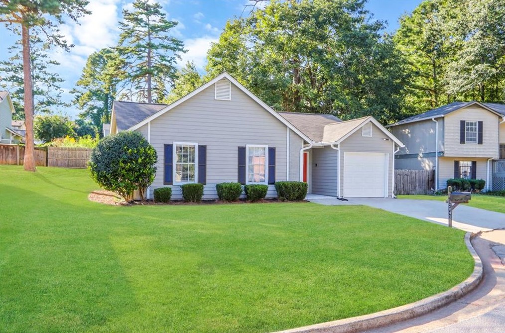 2045 Charles Cudd Ct, Lithonia, GA 30058