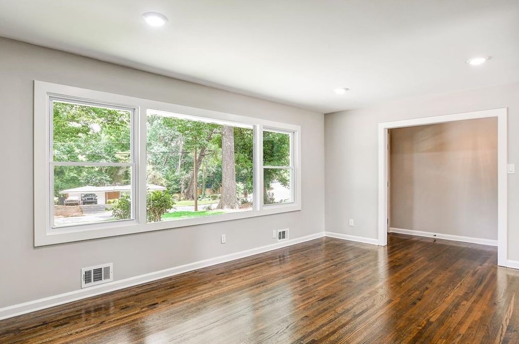 1391 Ruth Pl, Decatur GA  30035-1128 exterior