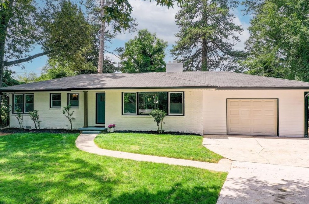 1391 Ruth Pl, Decatur GA  30035-1128 exterior