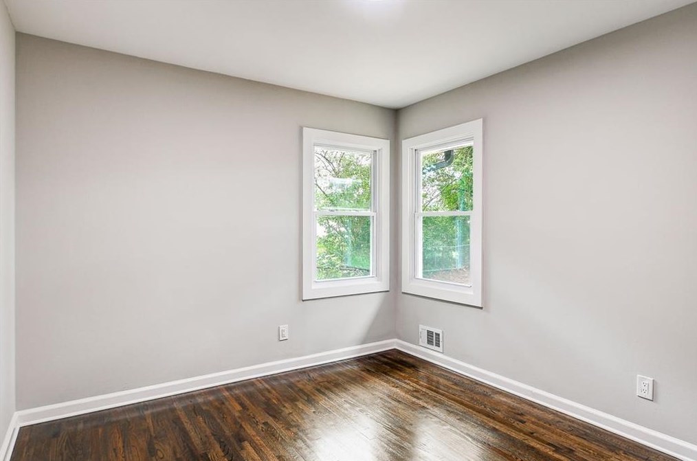 1391 Ruth Pl, Decatur GA  30035-1128 exterior