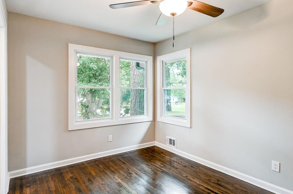 1391 Ruth Pl, Decatur GA  30035-1128 exterior