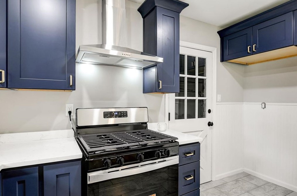 1391 Ruth Pl, Decatur GA  30035-1128 exterior