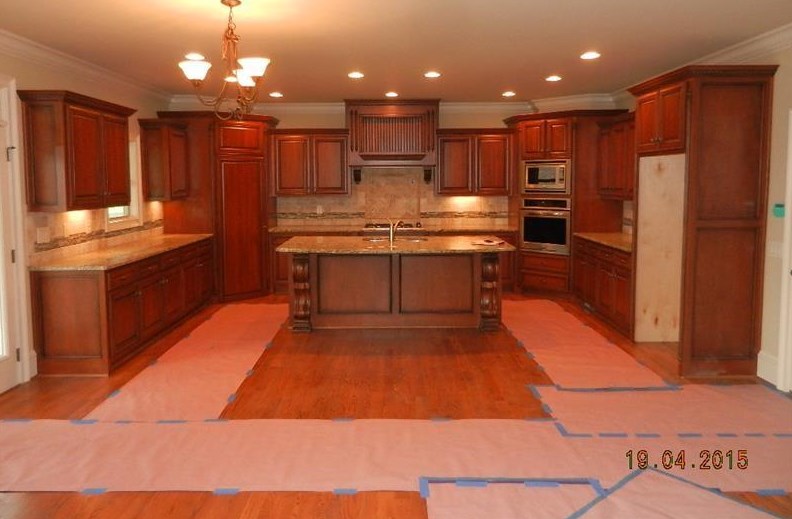 2411 Walkers Glen Ln, Buford, GA 30519