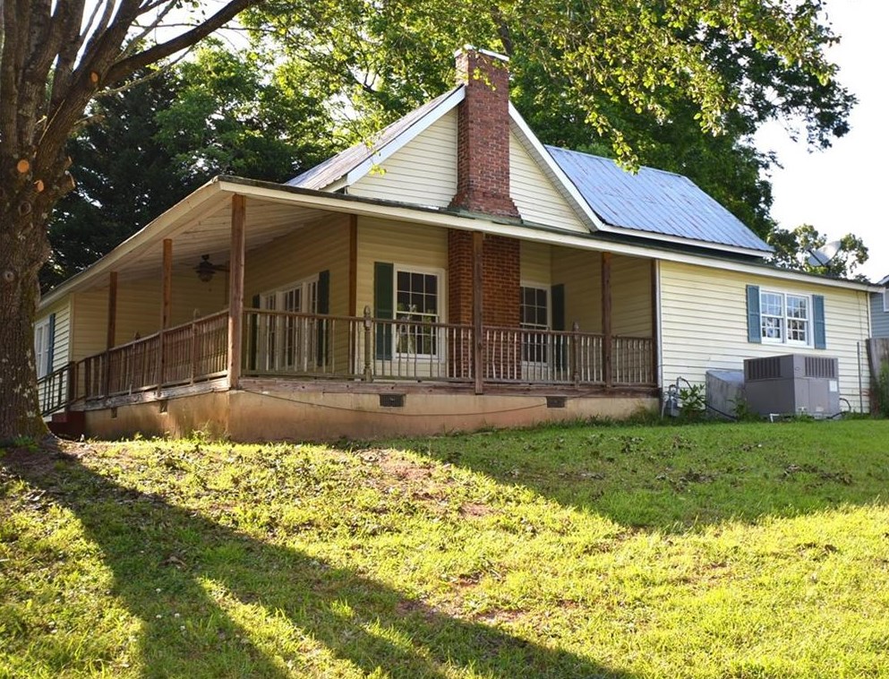 1305 Old Villa Rica Rd, Dallas, GA 30157