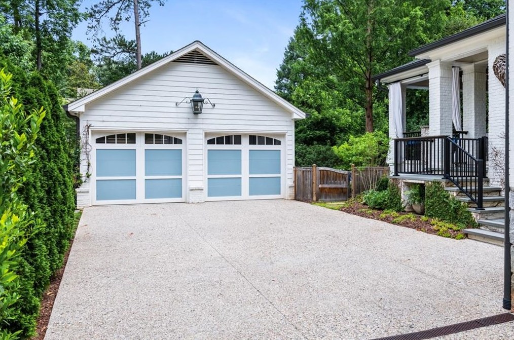 3959 Wieuca Rd, Atlanta GA  30342-3850 exterior