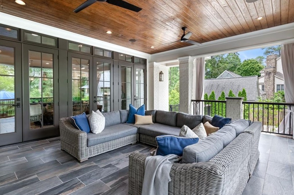 3959 Wieuca Rd, Atlanta GA  30342-3850 exterior