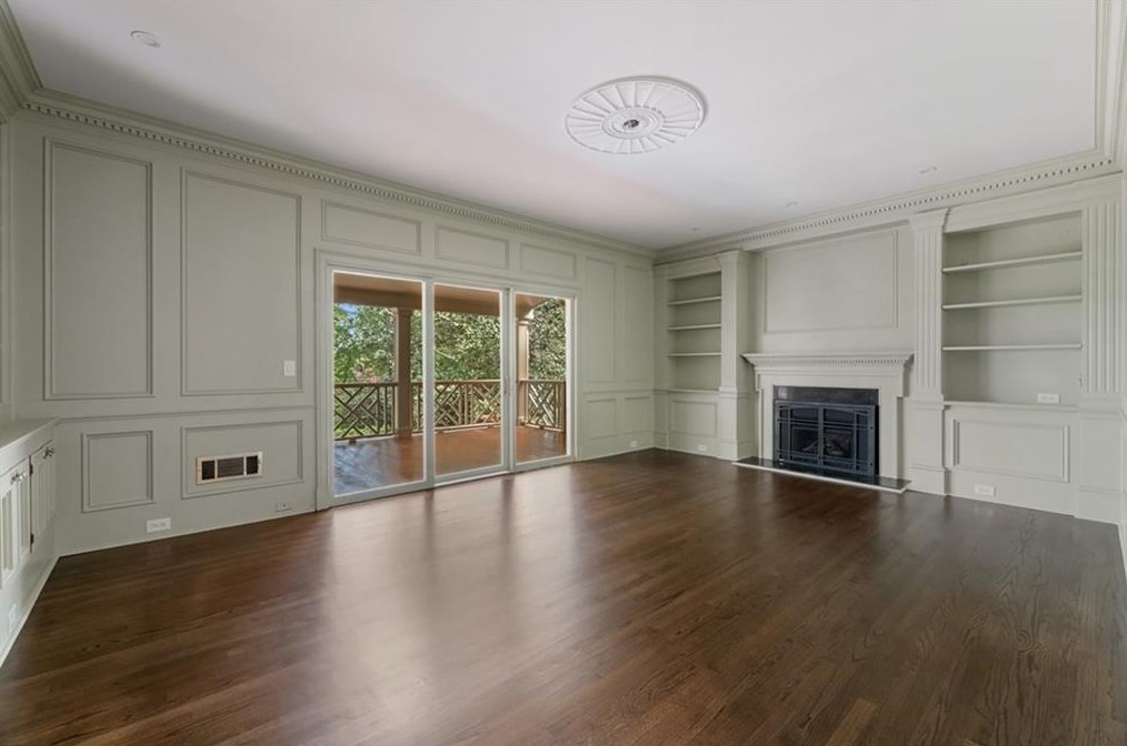 6000 Winterthur Rdg, Atlanta GA  30328-4629 exterior