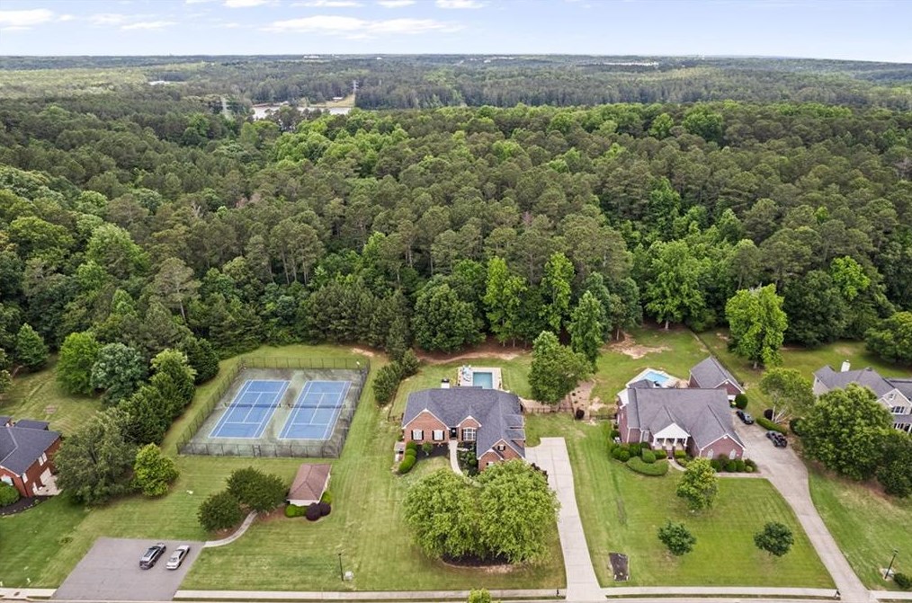 139 Sunningdale Dr, Winder, GA 30680-4093