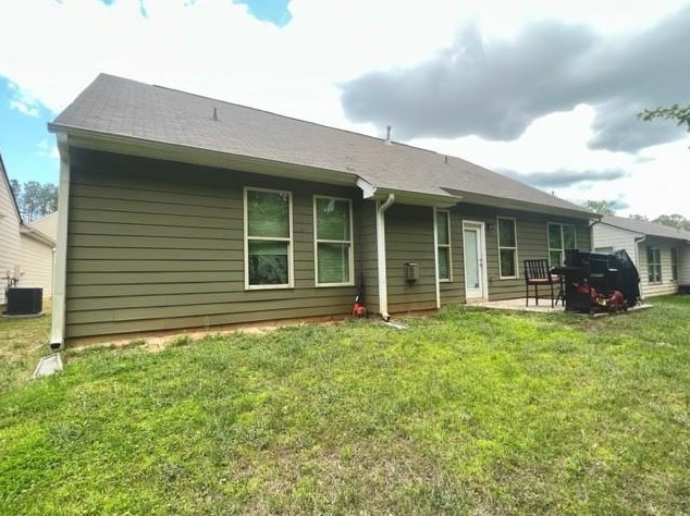 15 Victoria Dr, Fairburn, GA 30213