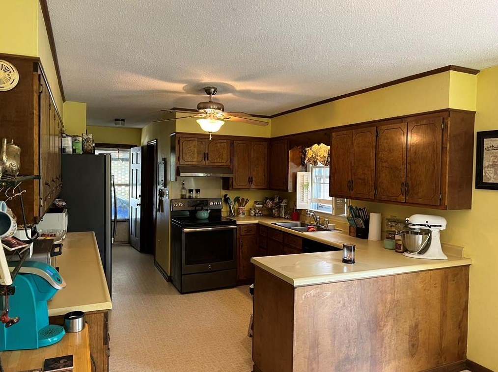 61 Shankle Rd, Commerce, GA 30529