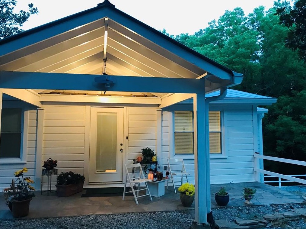 1491 Jones Rd, Roswell, GA 30075