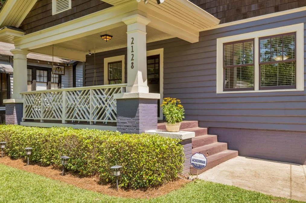 2128 Ridgedale Rd, Atlanta, GA 30317-1305