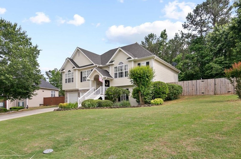 26 Roundtree Ct, Dallas, GA 30132-1975