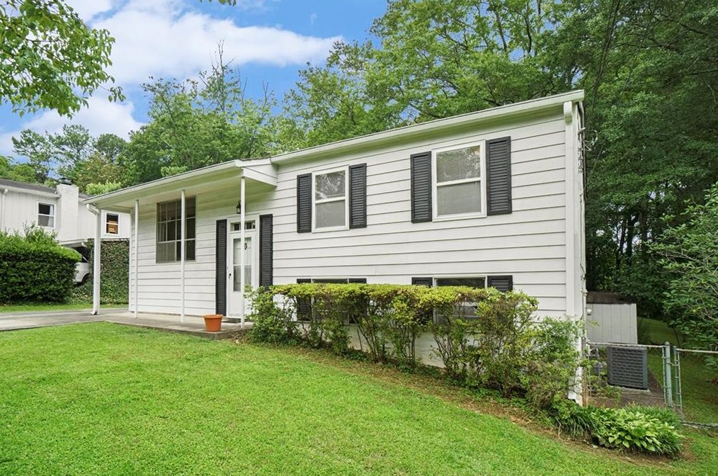 3888 Pin Oak Cir, Atlanta, GA 30340-2520