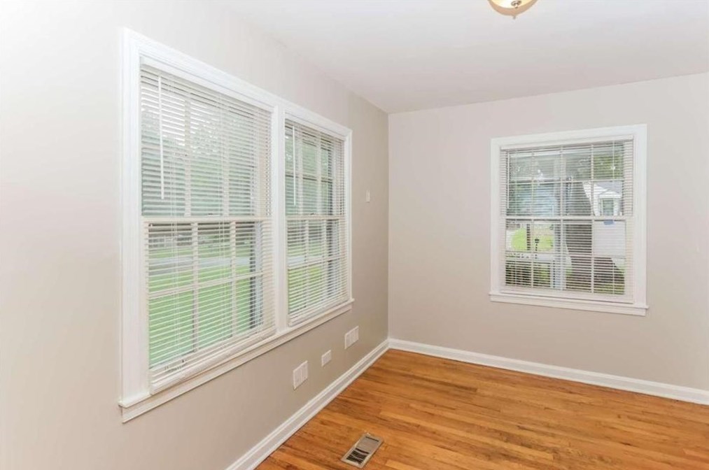 2454 Spring Garden Dr, Atlanta GA  30315-7210 exterior