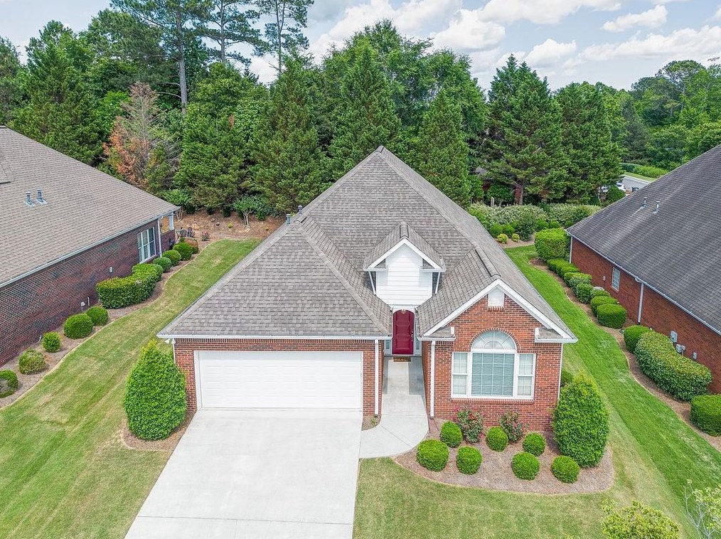 106 Vinings Way, Calhoun, GA 30701