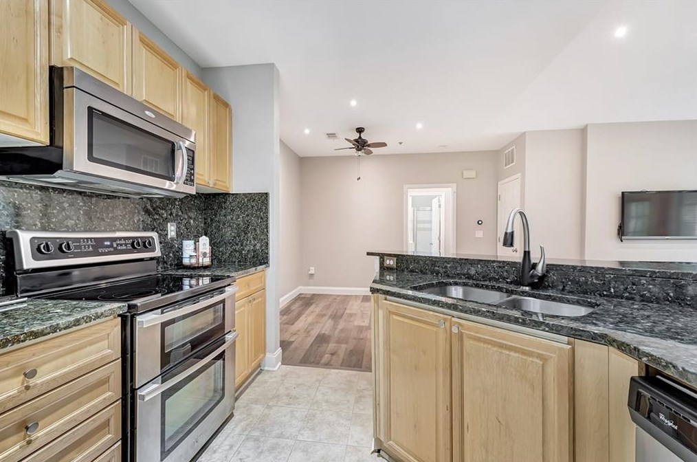 1229 Whitshire Way, Alpharetta GA 30004-4978 exterior