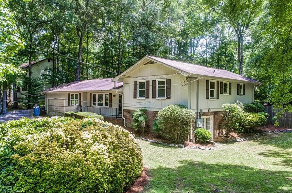 1310 Sherry Dr, Alpharetta, GA 30009-3130