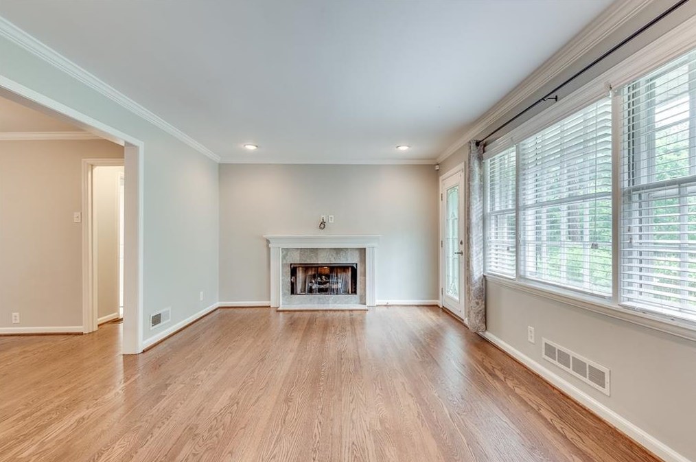 983 Willivee Dr, Decatur GA  30033-4128 exterior