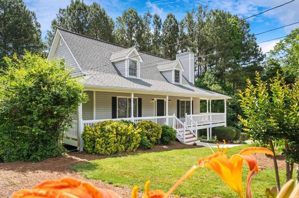 415 Valor Ridge Dr, Dallas, GA 30132-2390