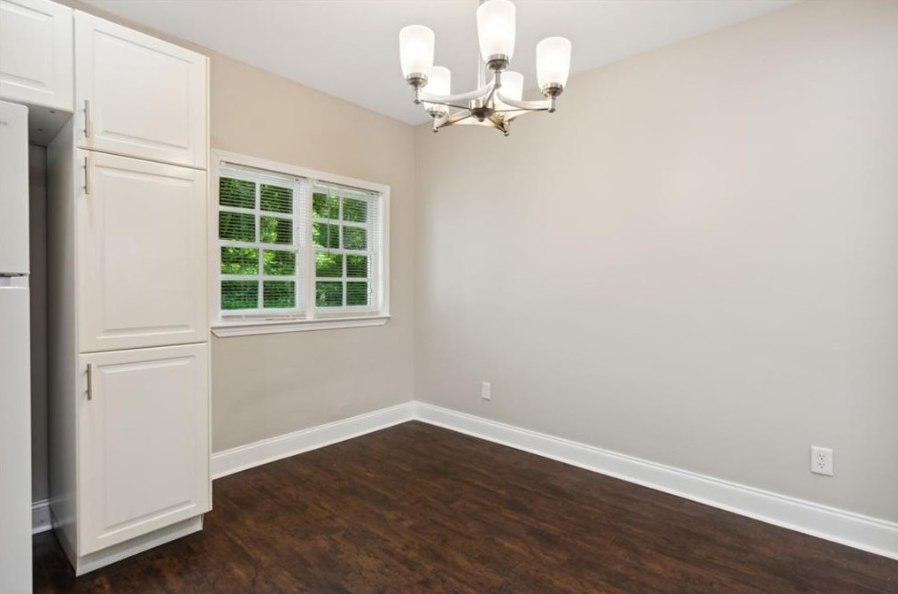 1829 Venetian Dr, Atlanta GA 30311-4031 exterior