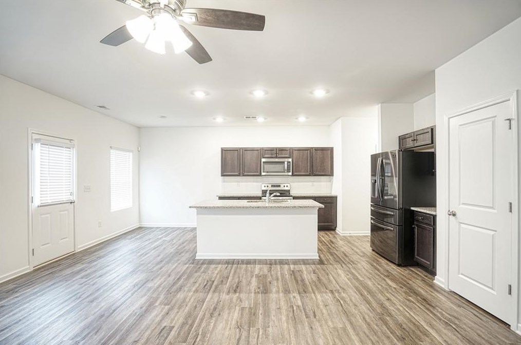1451 Ben Park Way, Grayson, GA 30017