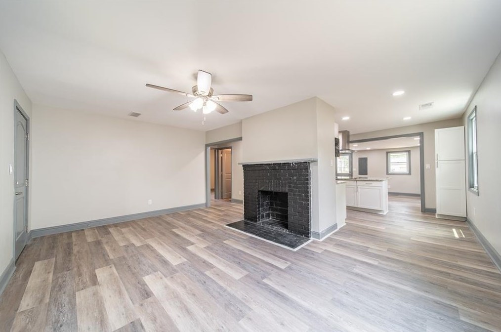 206 Meadowdale Dr, Warner Robins GA  31088-4412 exterior