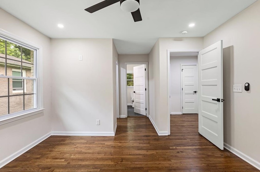495 Wood Dr, Atlanta GA  30318-6155 exterior