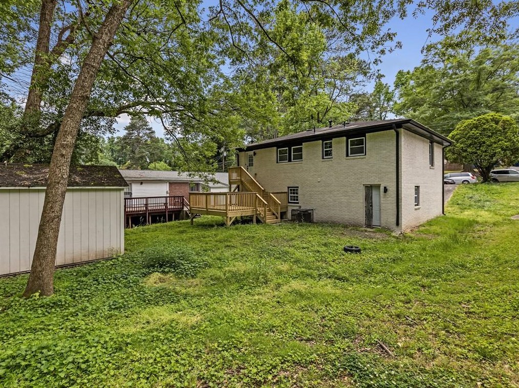 495 Wood Dr, Atlanta GA  30318-6155 exterior