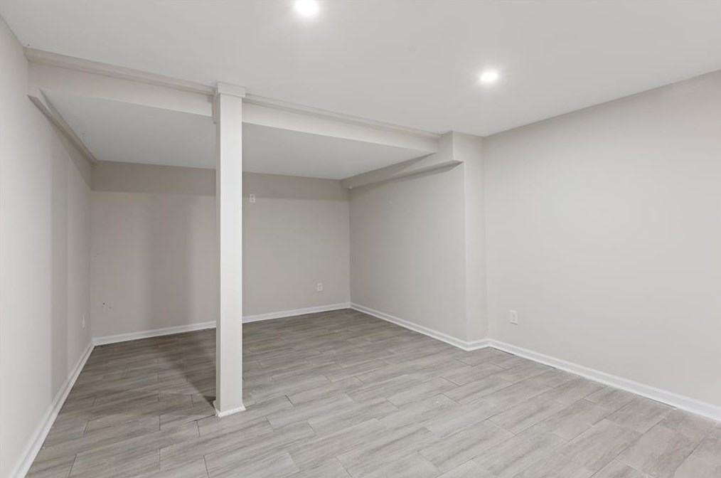495 Wood Dr, Atlanta GA  30318-6155 exterior
