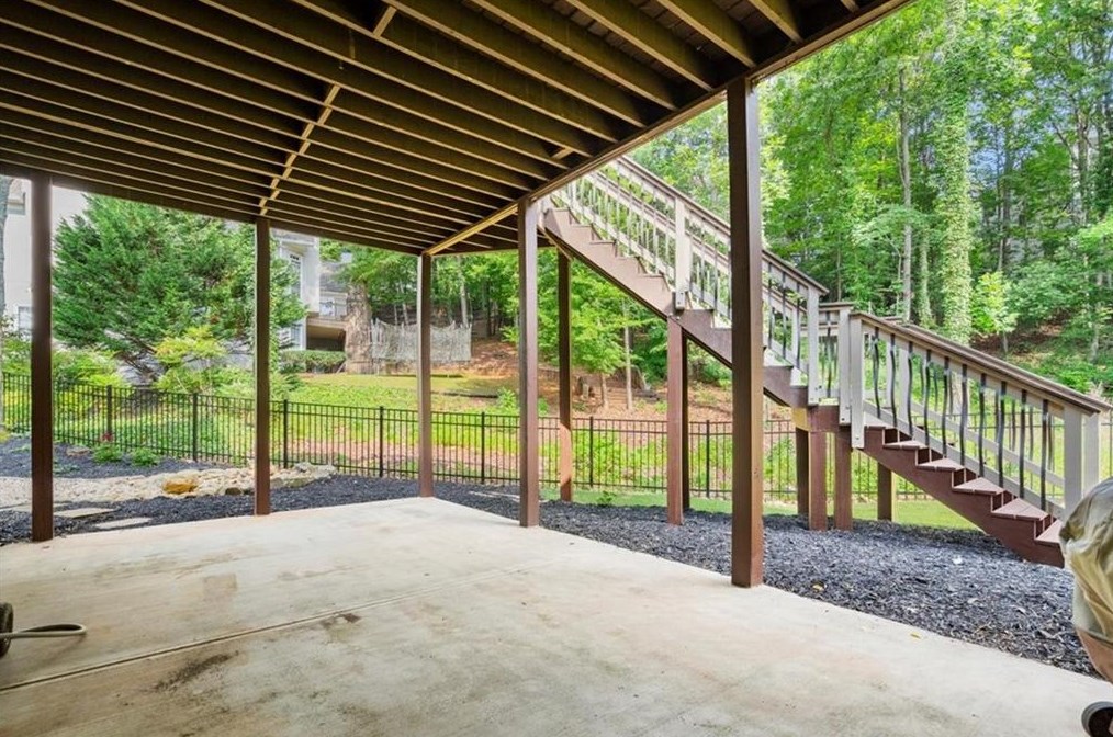 9350 Nesbit Lk Dr, Alpharetta GA 30022-4019 exterior