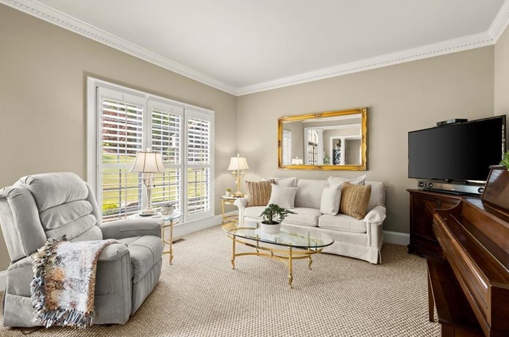 9350 Nesbit Lk Dr, Alpharetta GA 30022-4019 exterior