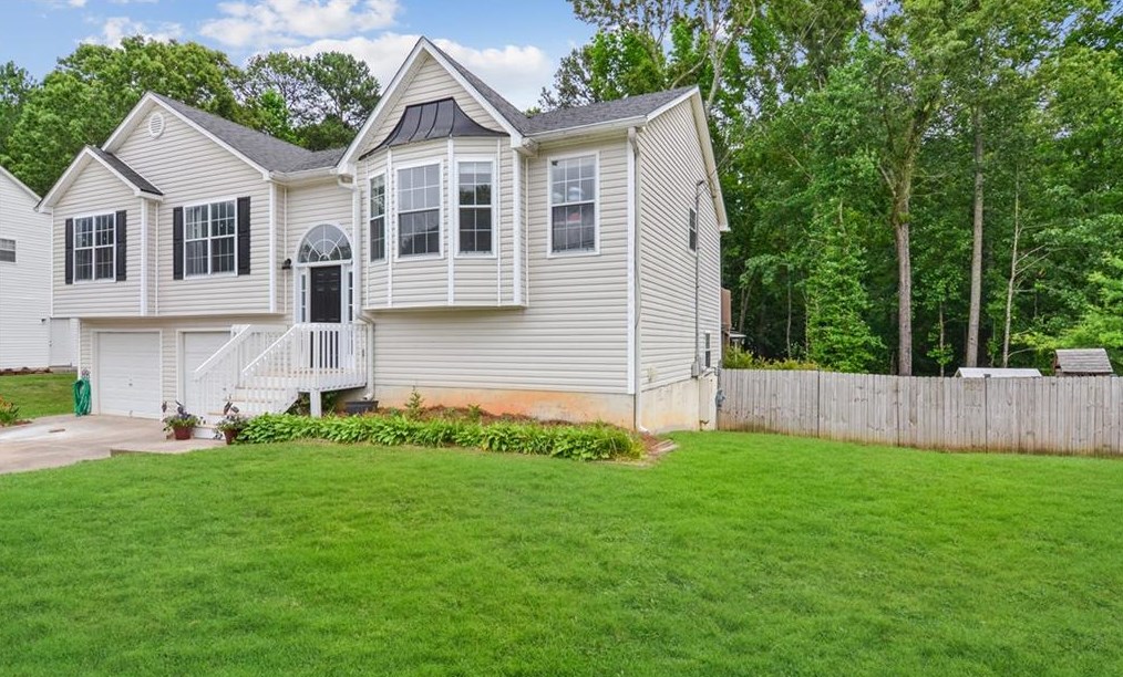 53 Oakmont Way, Dallas, GA 30157-2589