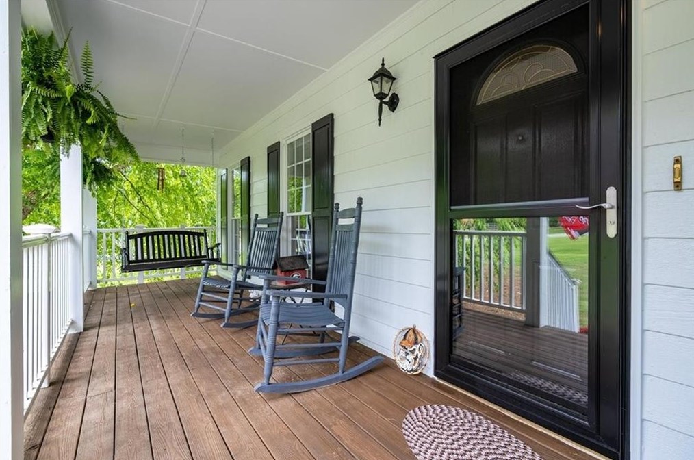 697 William St, Dacula, GA 30019-3423