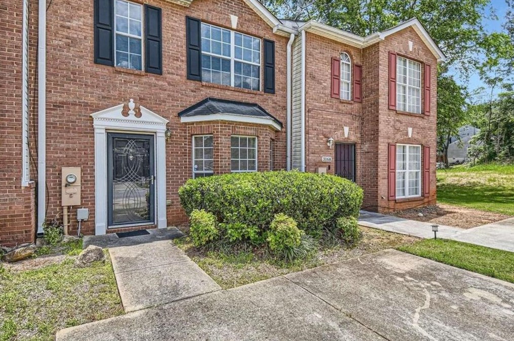 3166 Kingswood Trl, Decatur GA  30034-6711 exterior